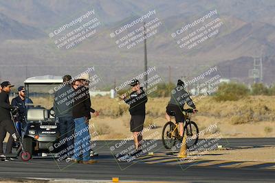 media/Feb-06-2025-Racers Edge (Thu) [[c17ed6f7b1]]/3-Around the Pits-Track Walk/